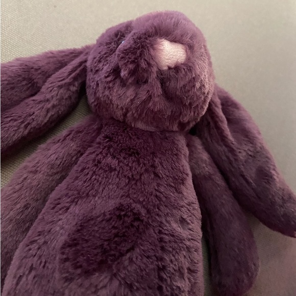 BNWT Jellycat Bashful Bunny small dark purple plum plush rabbit - Picture 4 of 5